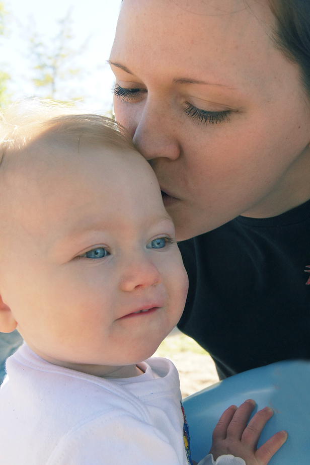 mommy kisses